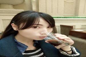 七岁小孩变美人鱼